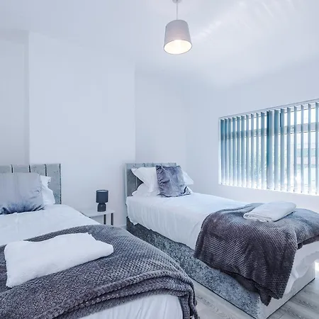 Spacious 4-bedroom House In Sleeps 10 With Additional Lounge Sleeping Vakantiehuis Skipton